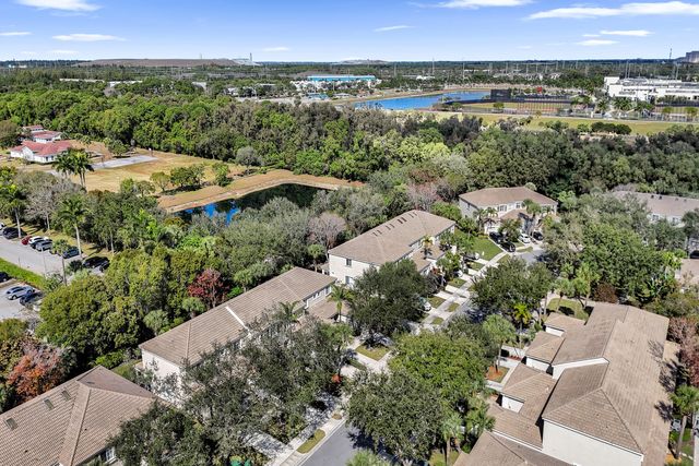 4827 Palmbrooke Circle W, West Palm Beach, FL 33417