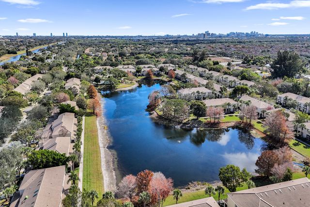 4827 Palmbrooke Circle W, West Palm Beach, FL 33417