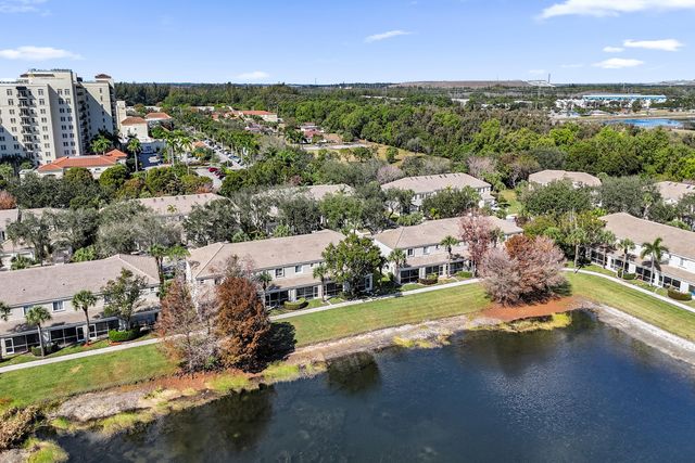 4827 Palmbrooke Circle W, West Palm Beach, FL 33417