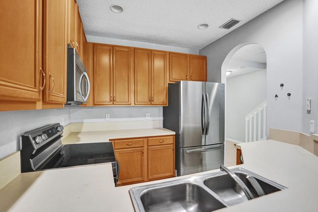 4827 Palmbrooke Circle W, West Palm Beach, FL 33417