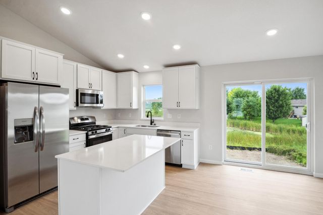 25863 24th Street W, Zimmerman, MN 55398