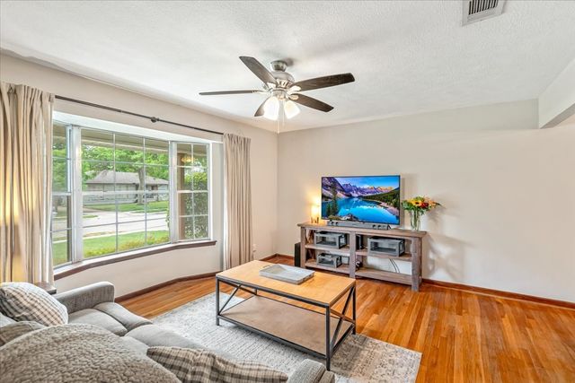 505 Prescott, Garland, TX 75041