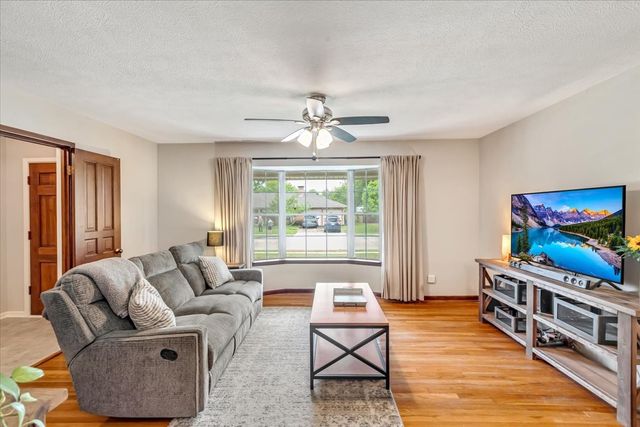 505 Prescott, Garland, TX 75041