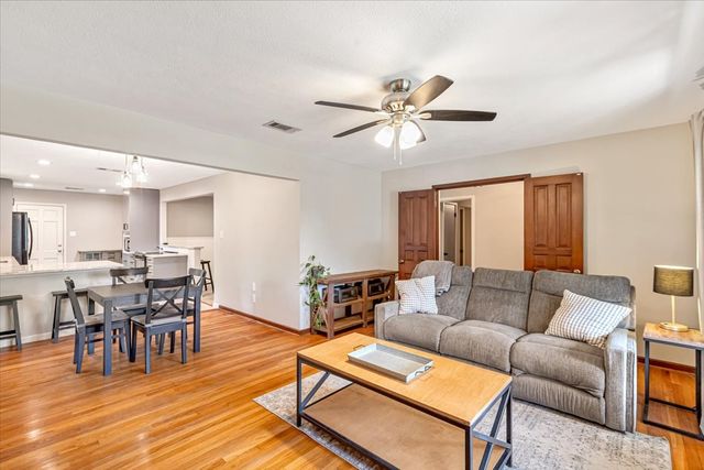 505 Prescott, Garland, TX 75041