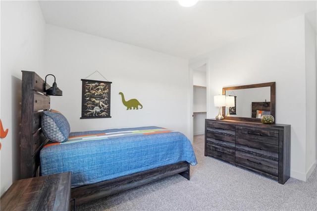 1804 Halls Creek Avenue, Raymore, MO 64083