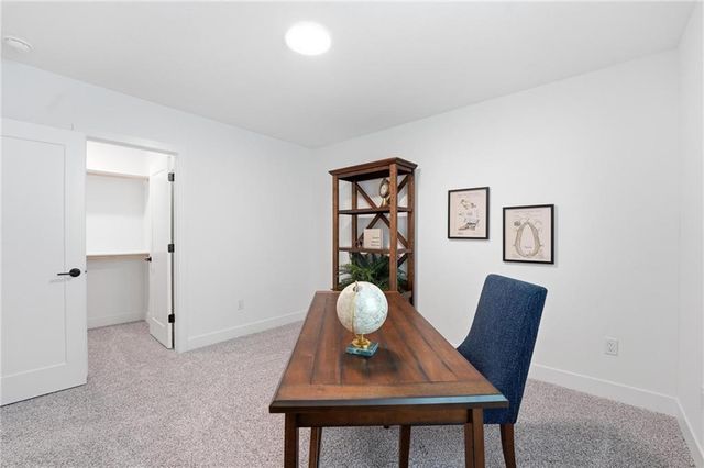 1804 Halls Creek Avenue, Raymore, MO 64083