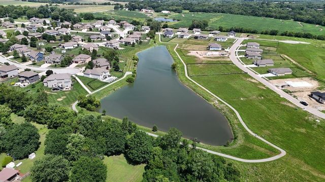 1804 Halls Creek Avenue, Raymore, MO 64083