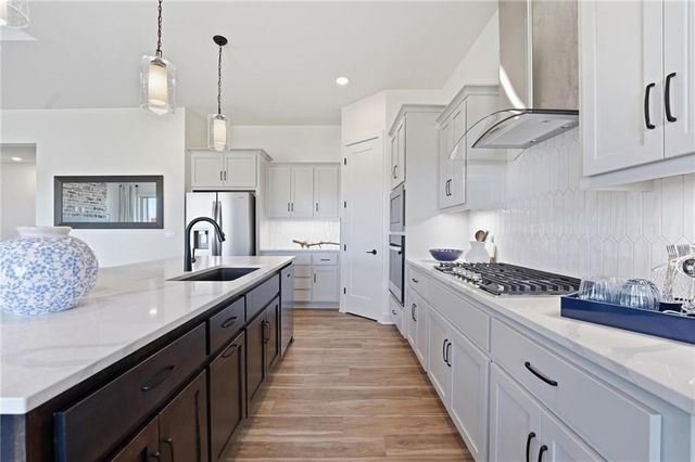 1804 Halls Creek Avenue, Raymore, MO 64083