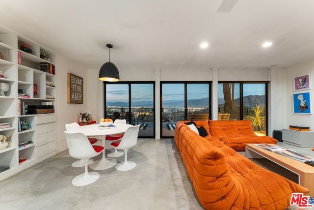 7301 Pacific View Drive, Los Angeles, CA 90068