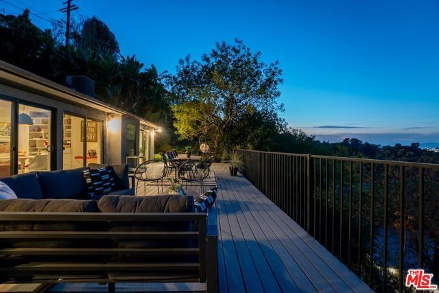 7301 Pacific View Drive, Los Angeles, CA 90068