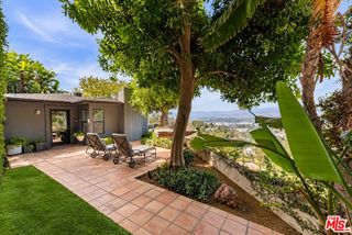 7301 Pacific View Drive, Los Angeles, CA 90068