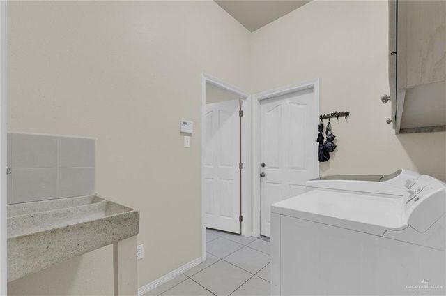 1107 Harbor Lane, La Joya, TX 78560