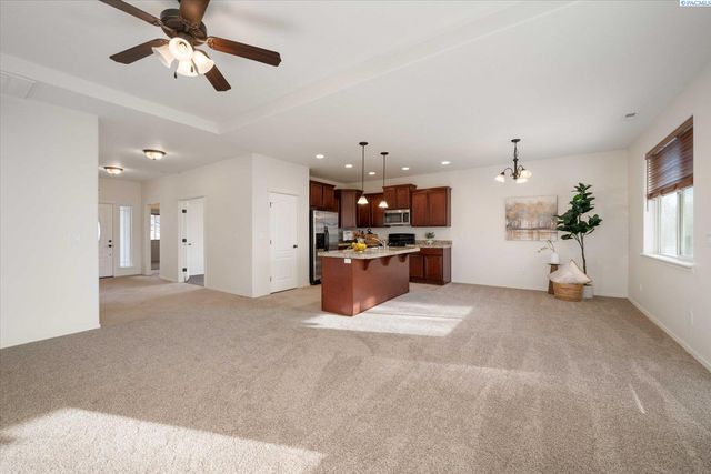 2601 Eaglewatch, Richland, WA 99354