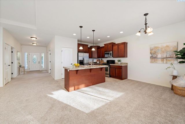 2601 Eaglewatch, Richland, WA 99354