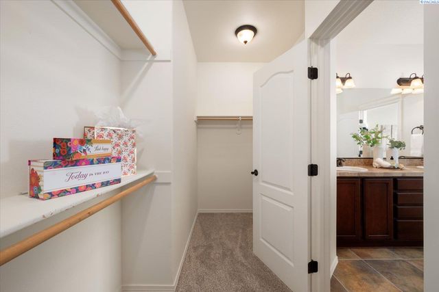 2601 Eaglewatch, Richland, WA 99354