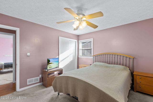 6600 Bilsim Ln, Louisville, KY 40291