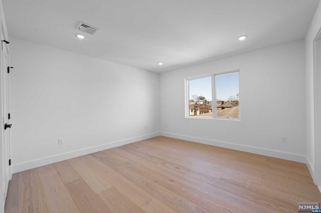 775 Jefferson Avenue 775, Cliffside Park, NJ 07010