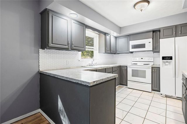 1409 S Elm Street, Ottawa, KS 66067