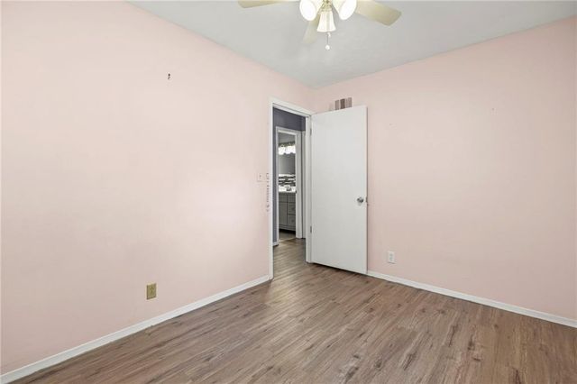 1409 S Elm Street, Ottawa, KS 66067