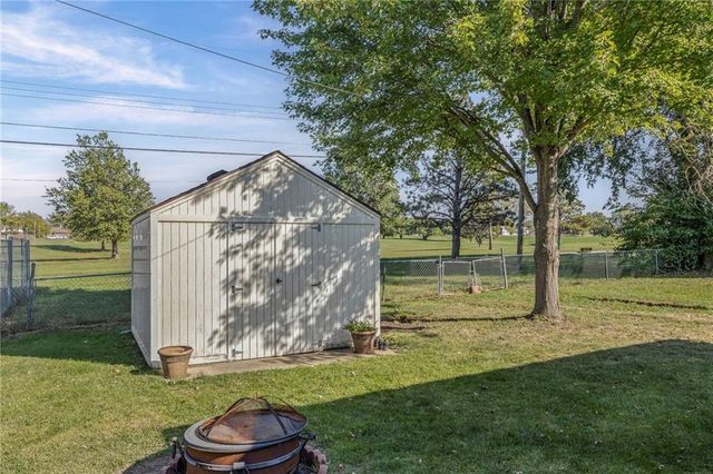 1409 S Elm Street, Ottawa, KS 66067