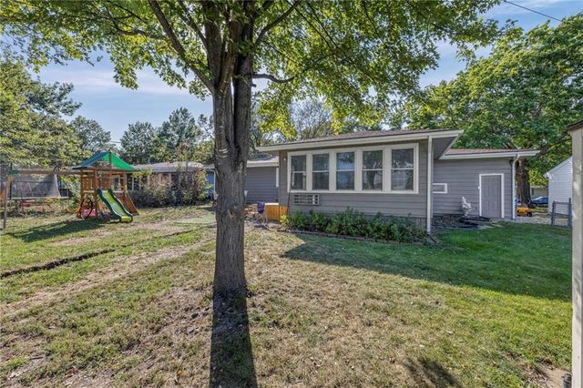 1409 S Elm Street, Ottawa, KS 66067