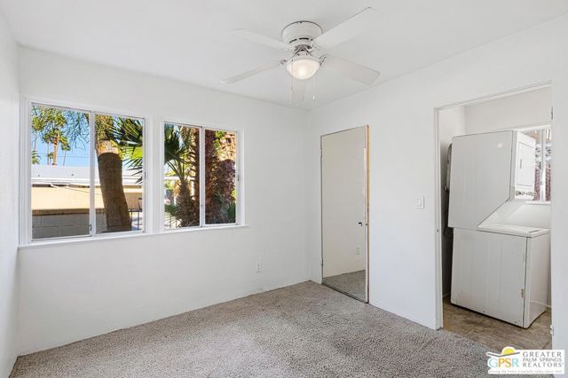 111 Canyon Rock Road, Palm Springs, CA 92264