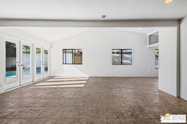 111 Canyon Rock Road, Palm Springs, CA 92264