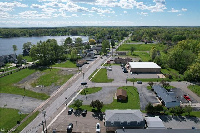 17688 Mahoning Avenue, Lake Milton, OH 44429