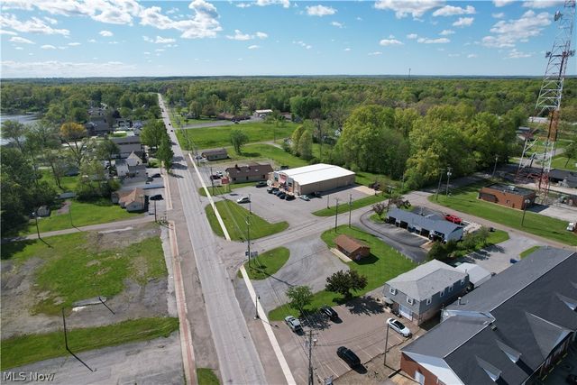 17688 Mahoning Avenue, Lake Milton, OH 44429