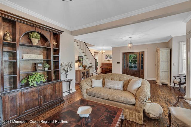 37 Ludlow Avenue, Spring Lake, NJ 07762