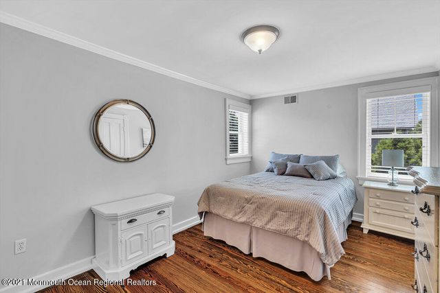 37 Ludlow Avenue, Spring Lake, NJ 07762