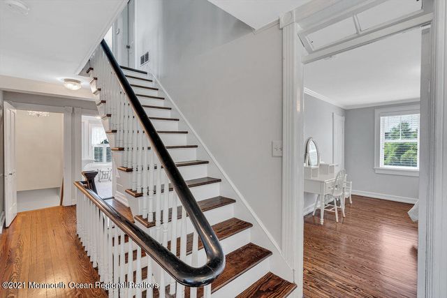 37 Ludlow Avenue, Spring Lake, NJ 07762