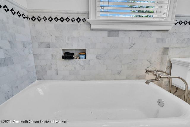 37 Ludlow Avenue, Spring Lake, NJ 07762