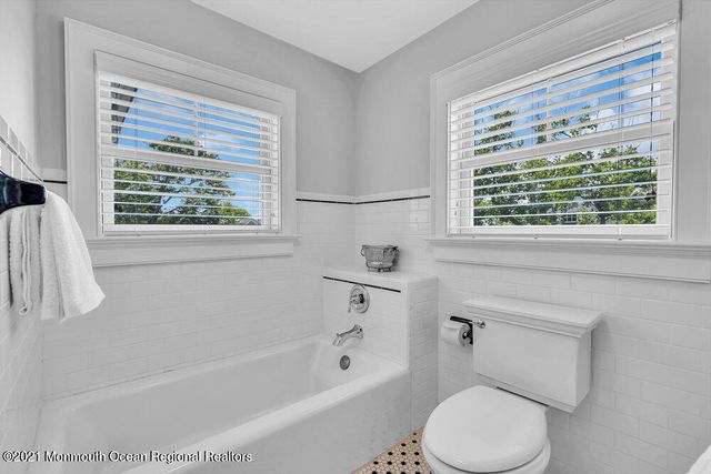 37 Ludlow Avenue, Spring Lake, NJ 07762