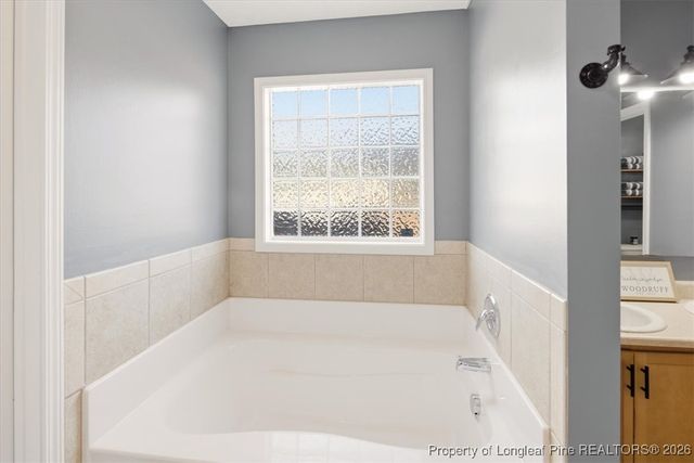 205 Copper Creek Drive, Raeford, NC 28376