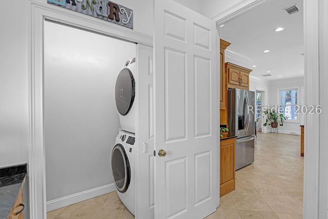 4 Hidden Lake Ct, Bluffton, SC 29910