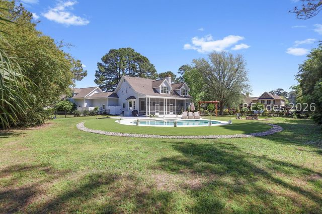 4 Hidden Lake Ct, Bluffton, SC 29910