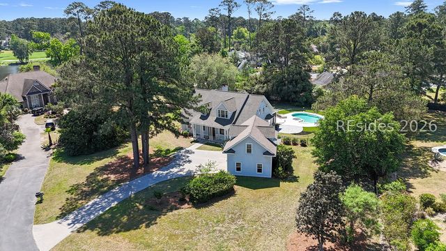 4 Hidden Lake Ct, Bluffton, SC 29910