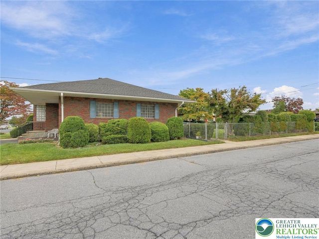 1 North 9th, Coplay Boro, PA 18037