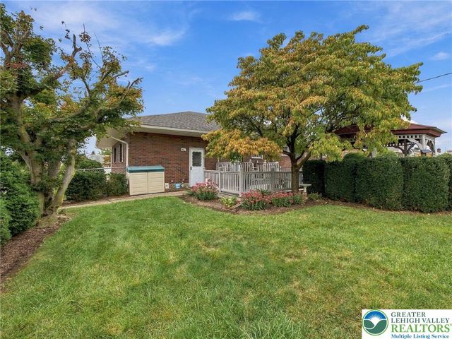 1 North 9th, Coplay Boro, PA 18037