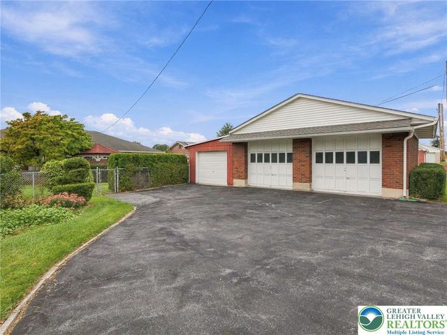 1 North 9th, Coplay Boro, PA 18037