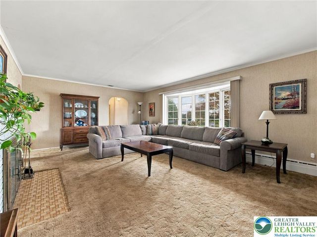 1 North 9th, Coplay Boro, PA 18037