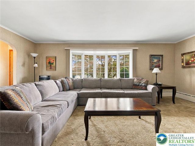 1 North 9th, Coplay Boro, PA 18037