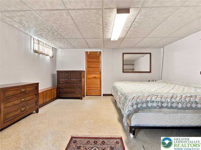 1 North 9th, Coplay Boro, PA 18037
