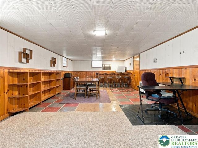 1 North 9th, Coplay Boro, PA 18037