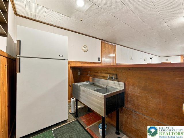 1 North 9th, Coplay Boro, PA 18037
