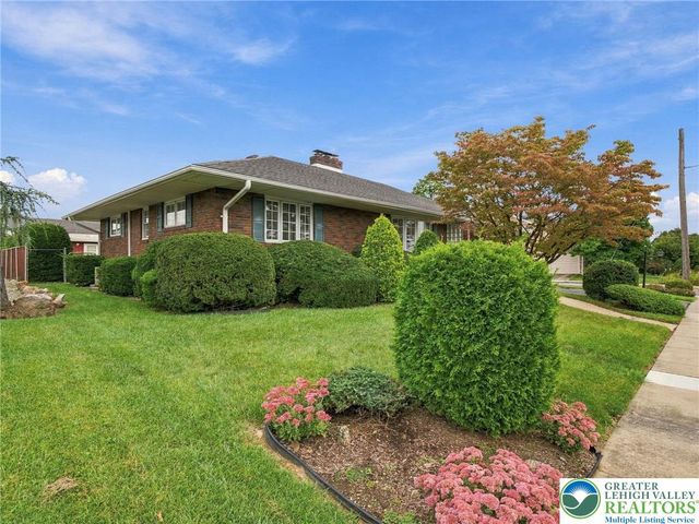 1 North 9th, Coplay Boro, PA 18037