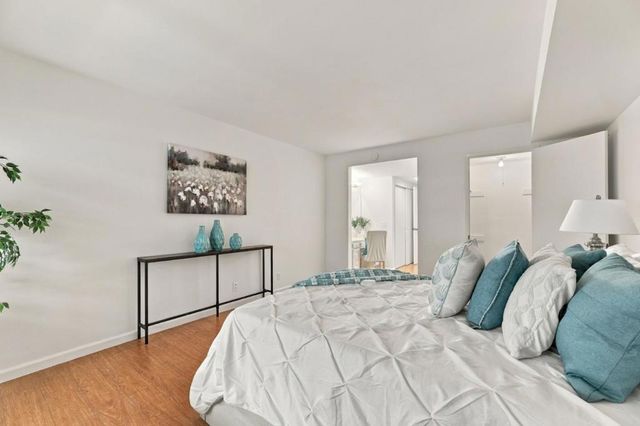 5488 Cribari Green, San Jose, CA 95135