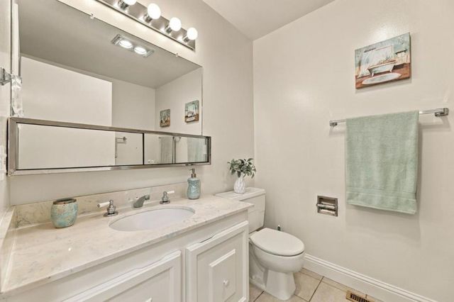 5488 Cribari Green, San Jose, CA 95135