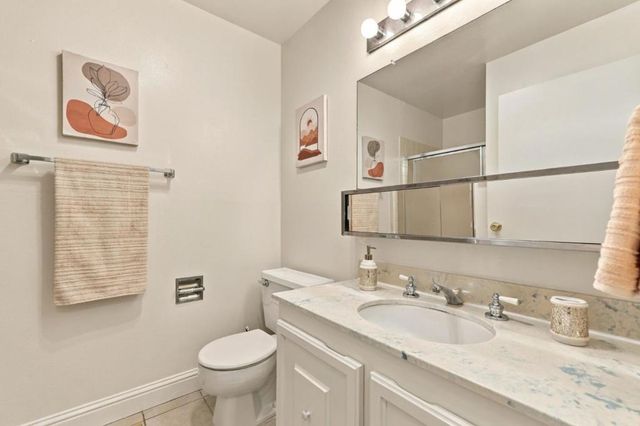 5488 Cribari Green, San Jose, CA 95135